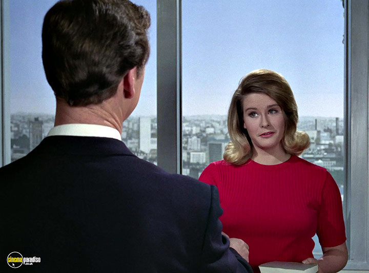 A still #99 from Man in a Suitcase: Series (1968)