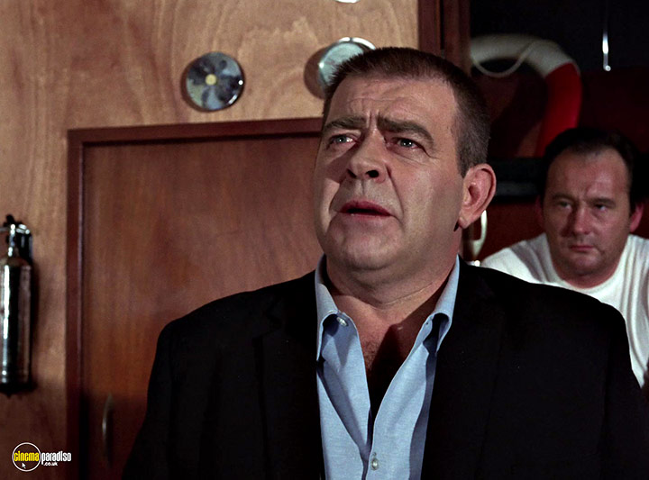 A still #105 from Man in a Suitcase: Series (1968)