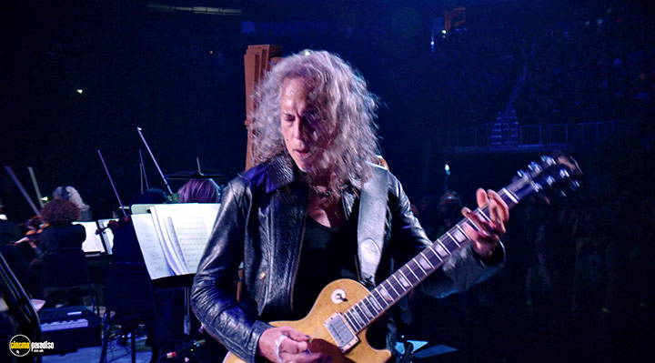 A still #33 from Metallica: S and M 2 (2019)