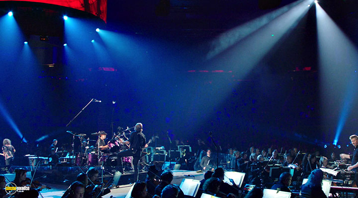 A still #16 from Metallica: S and M 2 (2019)