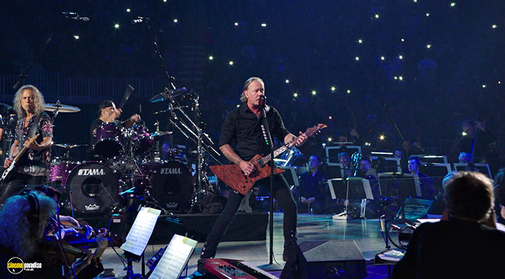 A still #12 from Metallica: S and M 2 (2019)