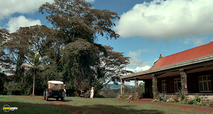 A still #9 from Out of Africa (1985)
