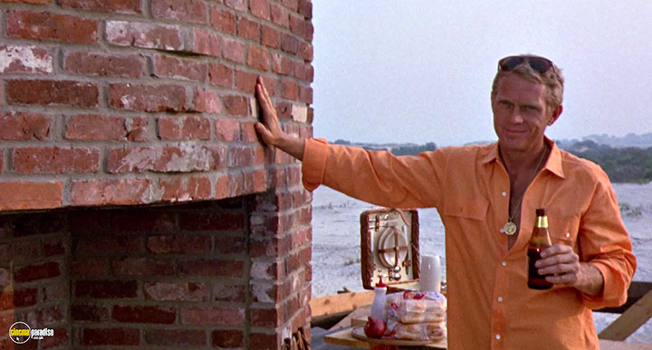 A still #19 from Thomas Crown Affair (1968)
