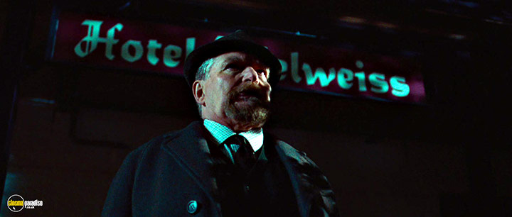 A still #9 from The Hot Potato (2011)