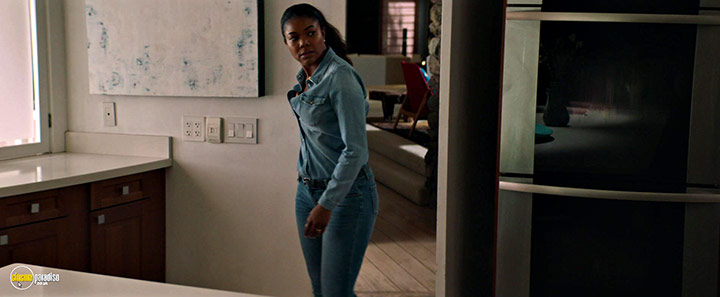 A still #18 from Breaking In (2018)