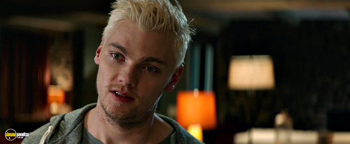 A still #10 from Breaking In (2018)