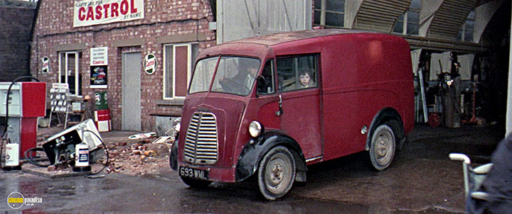 A still #18 from Daleks' Invasion Earth: 2150 A.D. (1966)