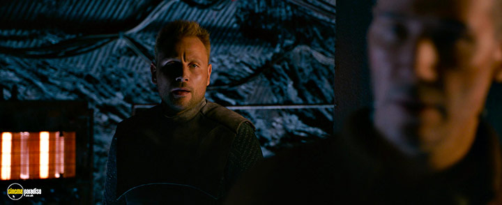 A still #44 from The Matrix Resurrections (2021)