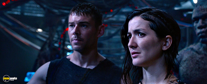 A still #43 from The Matrix Resurrections (2021)