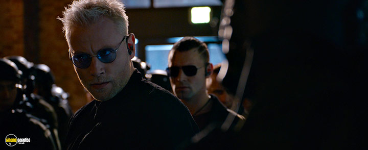A still #28 from The Matrix Resurrections (2021)
