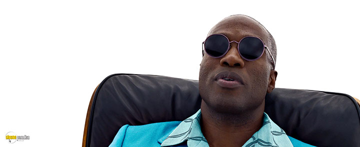 A still #5 from The Matrix Resurrections (2021)
