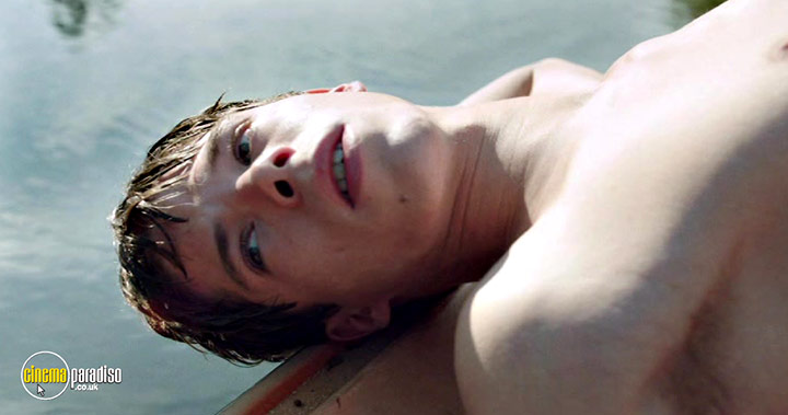 A still #9 from Departure (2015)