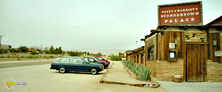 A still #9 from Lazy Eye (2016)