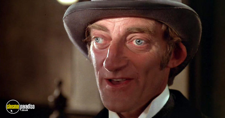 A still #28 from The Adventure of Sherlock Holmes' Smarter Brother (1975)
