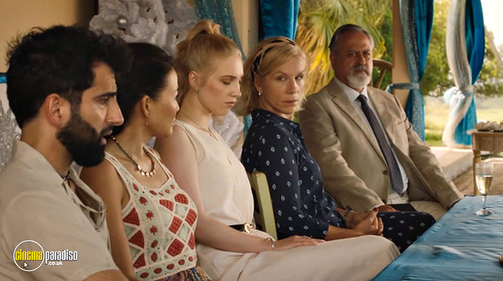 A still #23 from Death in Paradise: Series 11 (2022)