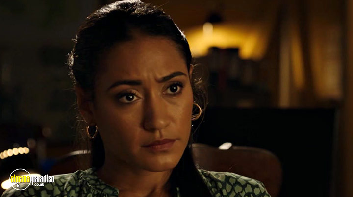 A still #4 from Death in Paradise: Series 11 (2022)