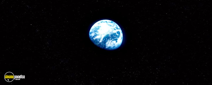 A still #19 from 2036 Origin Unknown (2018)