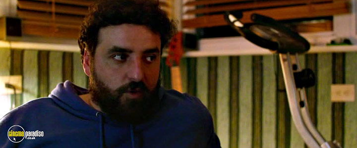 A still #29 from Ghost Team (2016)