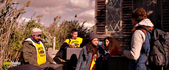 A still #19 from Ghost Team (2016)