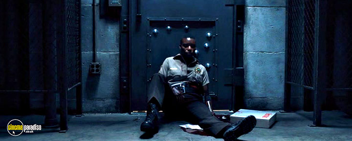 A still #7 from Copshop (2021)