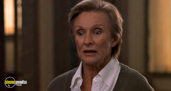 A still #18 from Hanging Up (2000)
