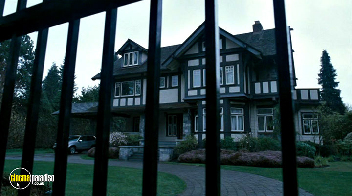 A still #32 from White Noise 2: The Light (2006)