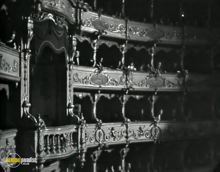 A still #12 from Michelangeli: Plays Beethoven (1962)
