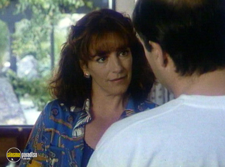 A still #38 from How to Be a Woman and Not Die in the Attempt (1991)