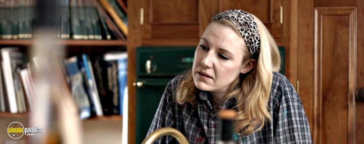 A still #14 from Robert (2015)
