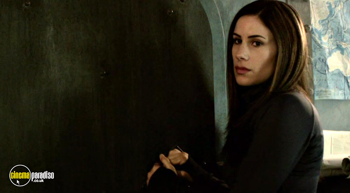 A still #18 from Inanimate (2015)