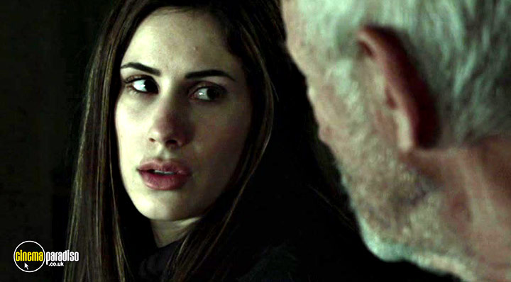 A still #4 from Inanimate (2015)