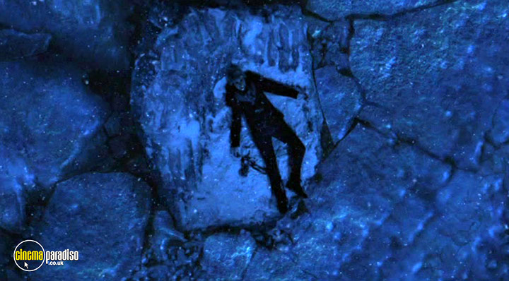 A still #2 from Inanimate (2015)