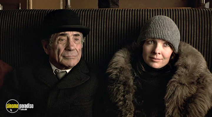 A still #4 from Reds (1981)