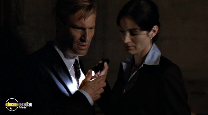 A still #25 from Suspect Zero (2004)