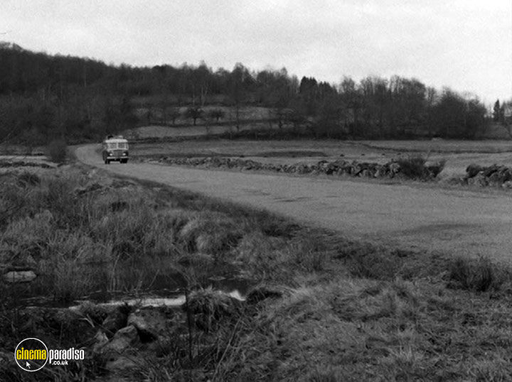 A still #35 from Le Beau Serge (1958)