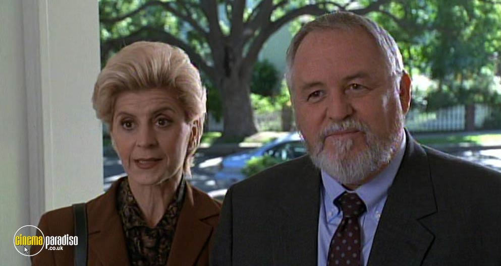 A still from The Muse (1999) 