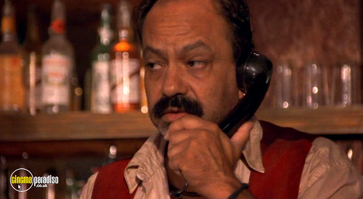 A still #23 from El Mariachi / Desperado (1995)