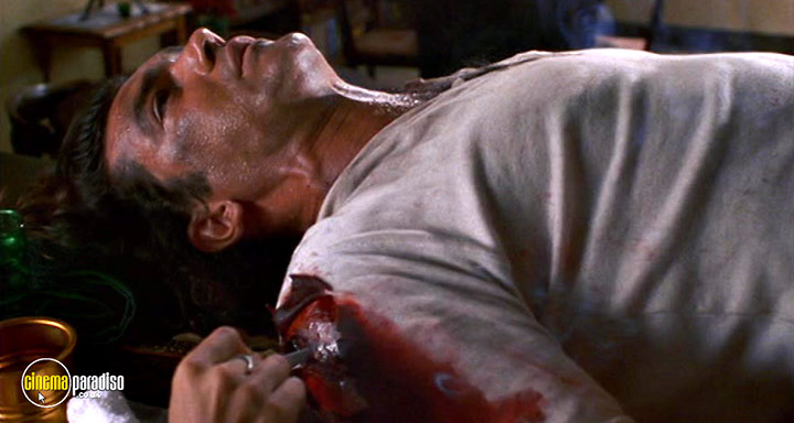 A still #15 from El Mariachi / Desperado (1995)