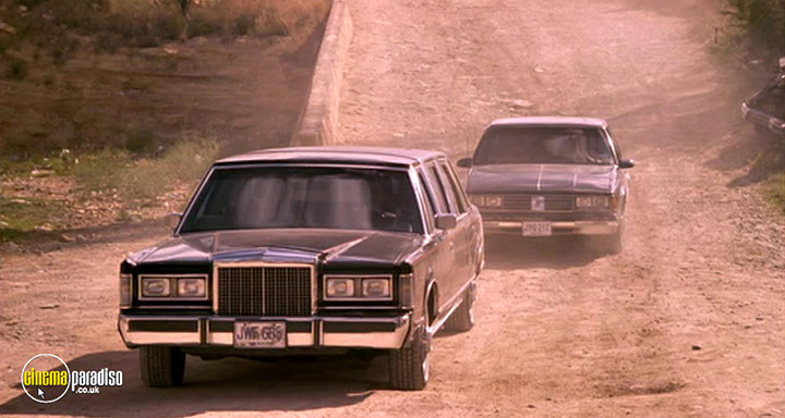 A still #5 from El Mariachi / Desperado (1995)
