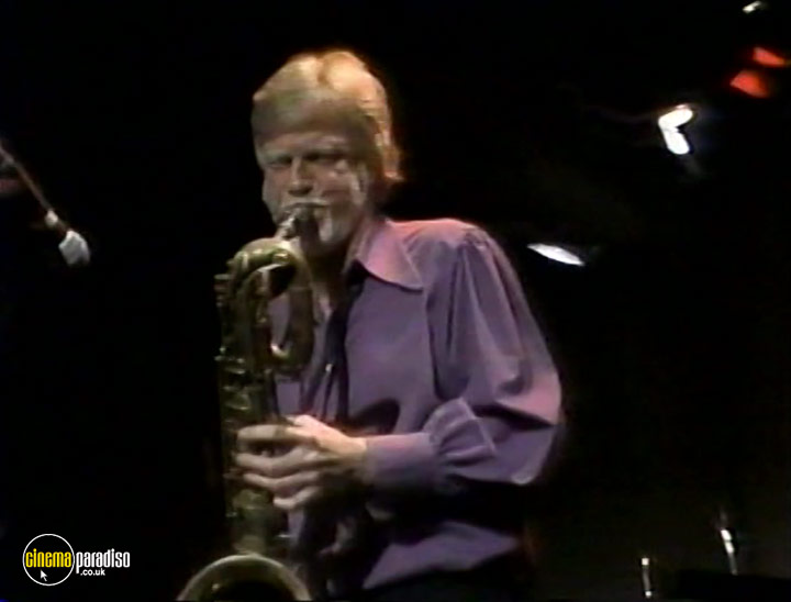 A still #17 from Gerry Mulligan: Jazz America (1981)