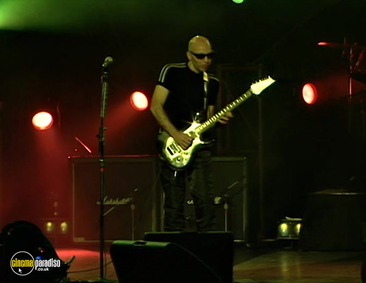 A still #34 from G3: Live in Concert (1996)