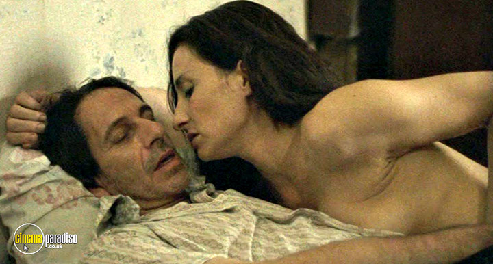 A still #7 from Tony Manero (2008)