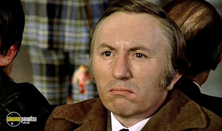 A still #23 from The Tall Blond Man with One Black Shoe (1972)