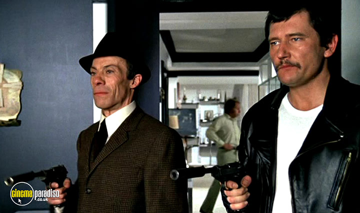 A still #8 from The Tall Blond Man with One Black Shoe (1972)
