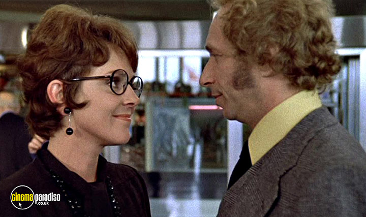 A still #2 from The Tall Blond Man with One Black Shoe (1972)