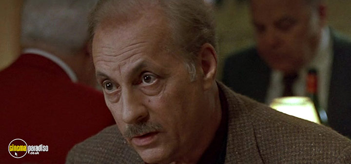 A still #32 from Happiness Is in the Field (1995)