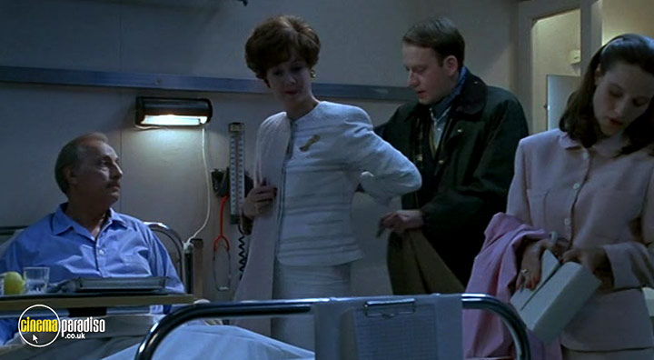 A still #31 from Happiness Is in the Field (1995)