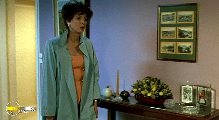 A still #18 from Happiness Is in the Field (1995)