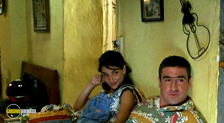A still #10 from Happiness Is in the Field (1995)