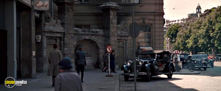 A still #18 from The Hindenburg (1975)